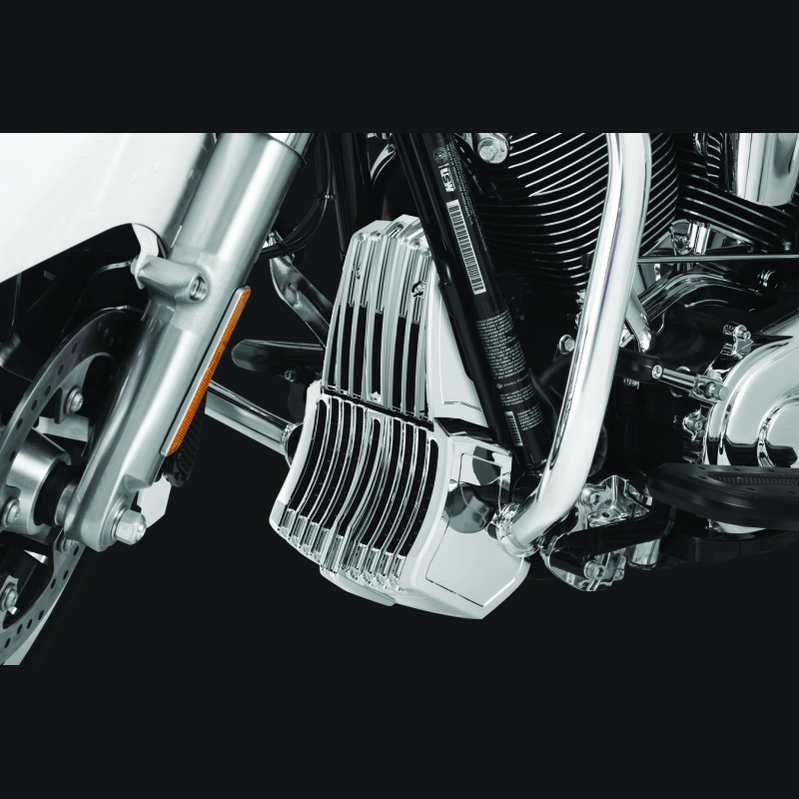 Kuryakyn Oil Cooler Cover Chrome - Harley-Davidson Touring