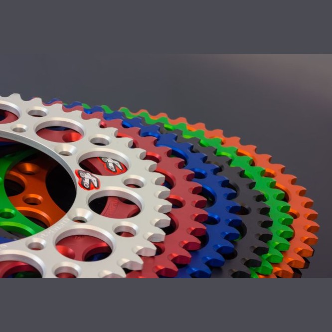 Renthal Rear Grooved Sprocket 428 49T - Suzuki/Yamaha